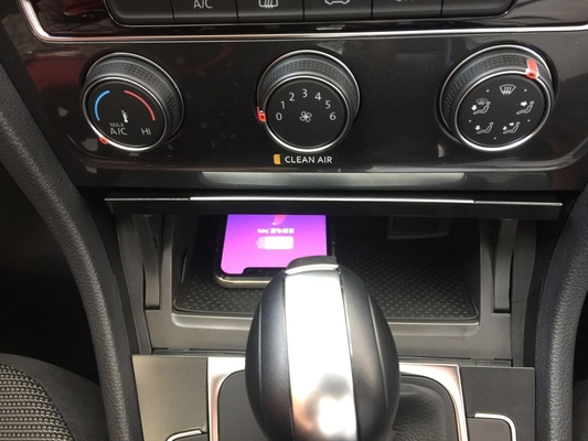 OE-fit Car Wireless Charger with qi For Volkswagen/ VW Golf 7 fast chargers 10W in car chargers with 3 coils