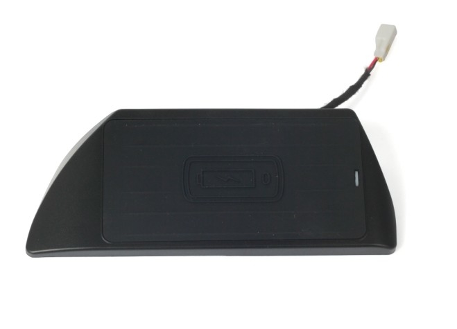 In Car Wireless Charger with qi For Jeep Renegade fast chargers 10W in car chargers with 3 coils