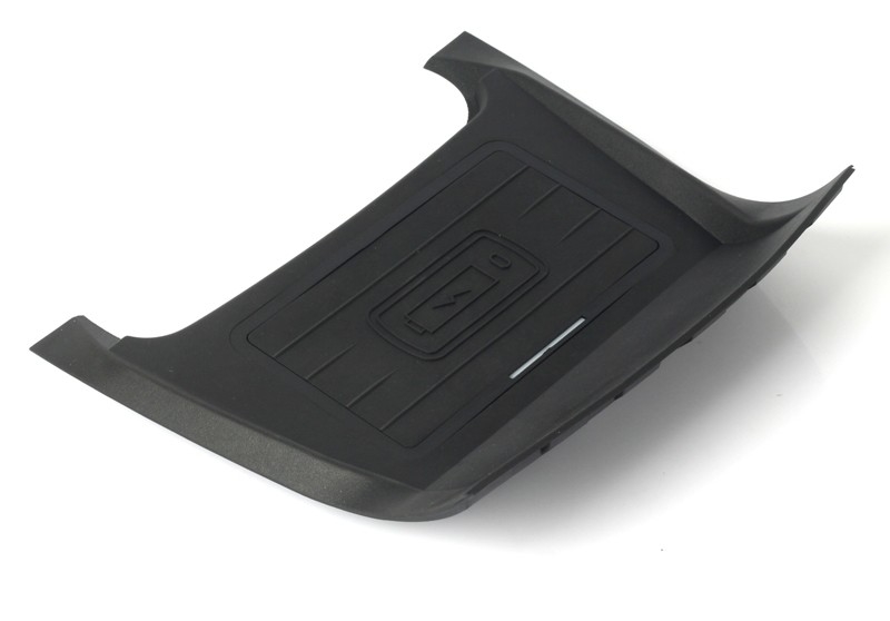 In-Car Wireless Charger with qi For LANDROVER Discovery sport fast chargers 10W in car chargers with 3 coils